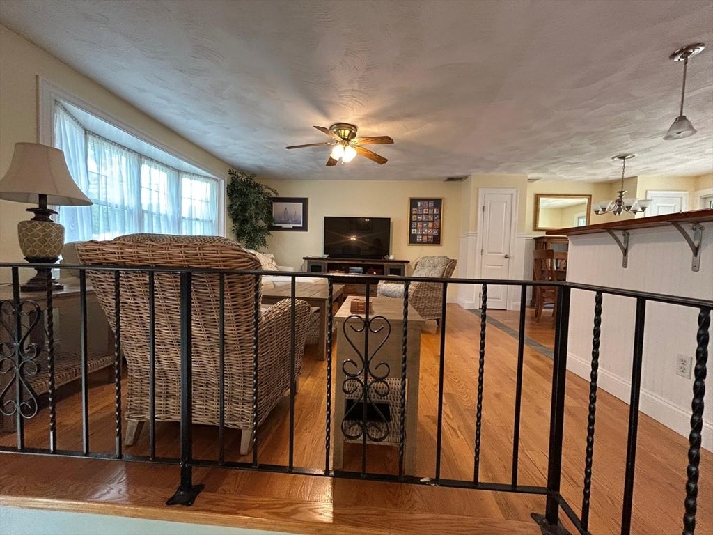 27 Ferncroft Rd