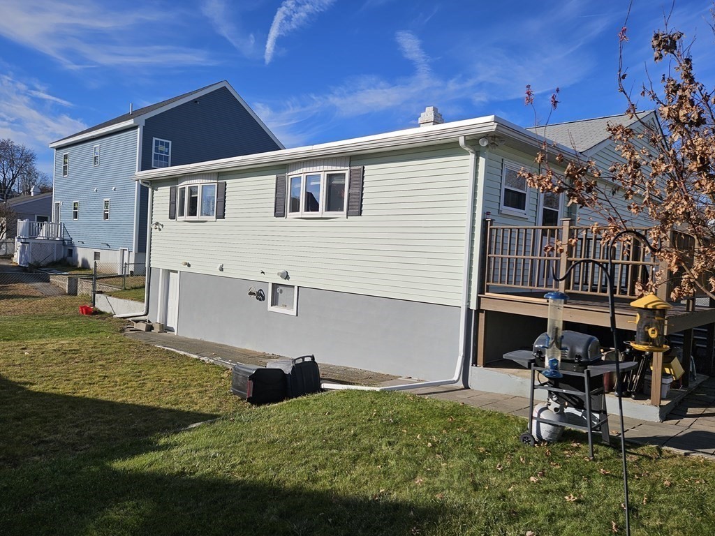 Lowell, Massachusetts 01854, United States, 4 Bedrooms Bedrooms, ,1 BathroomBathrooms,Residential,Active,212637