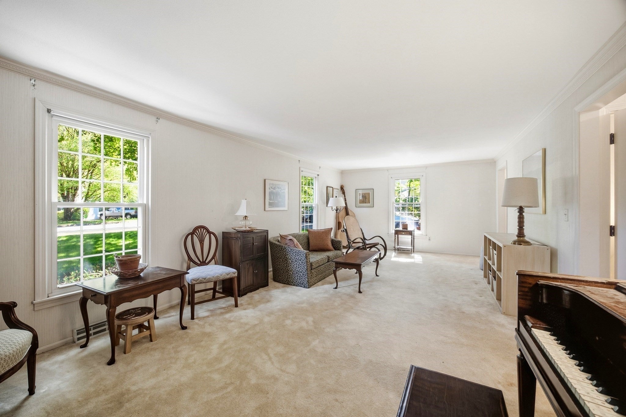 64 Cambridge Cir, Longmeadow, MA Photo #17