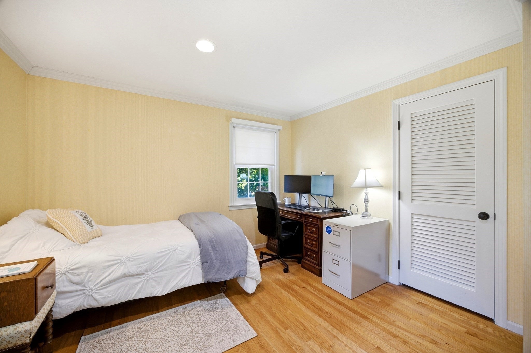 64 Cambridge Cir, Longmeadow, MA Photo #34