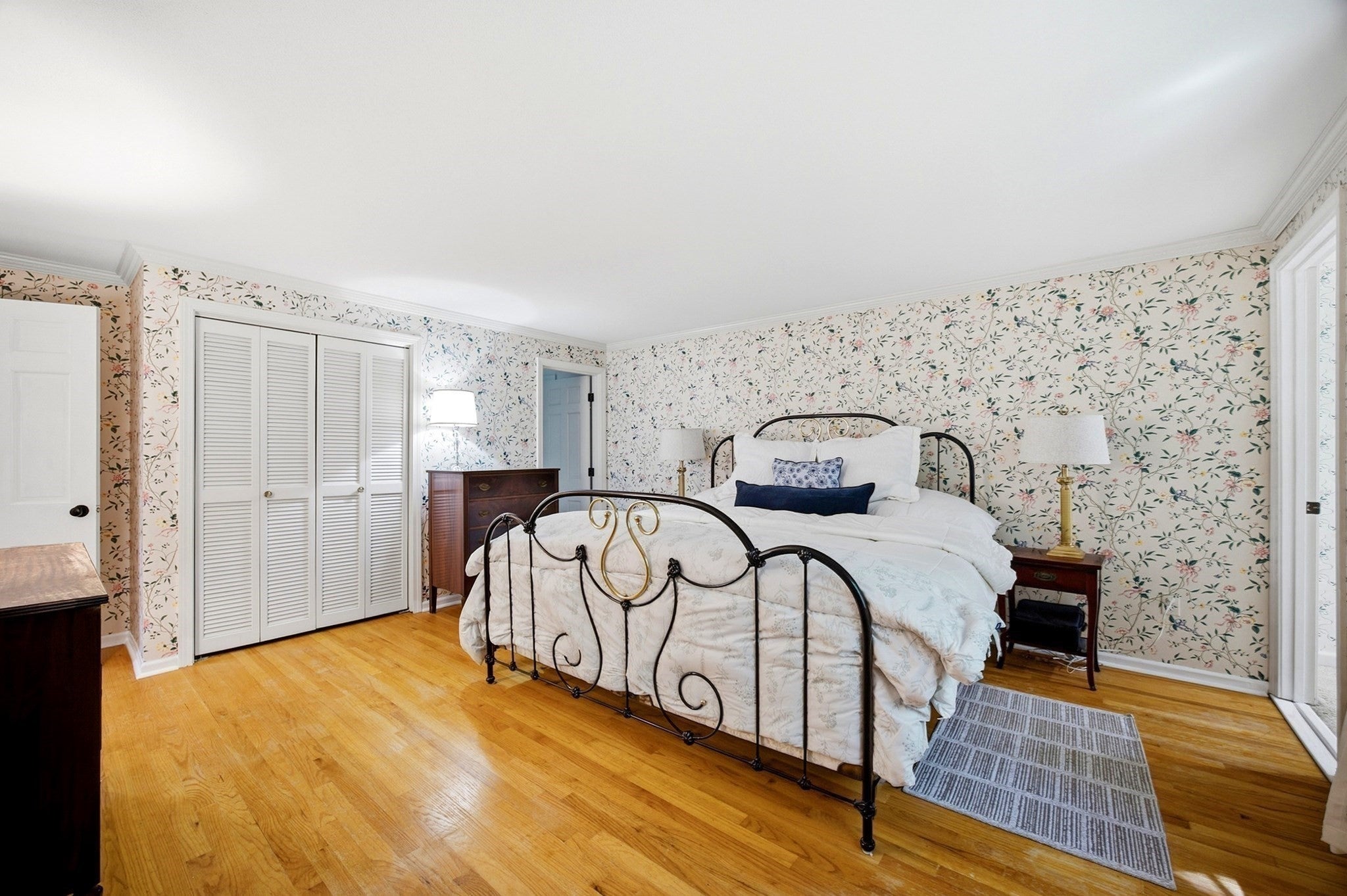 64 Cambridge Cir, Longmeadow, MA Photo #21