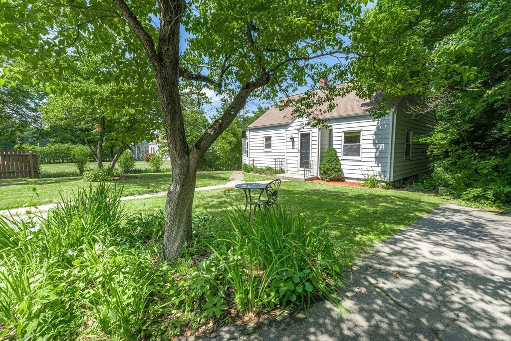 152 Southbridge Rd