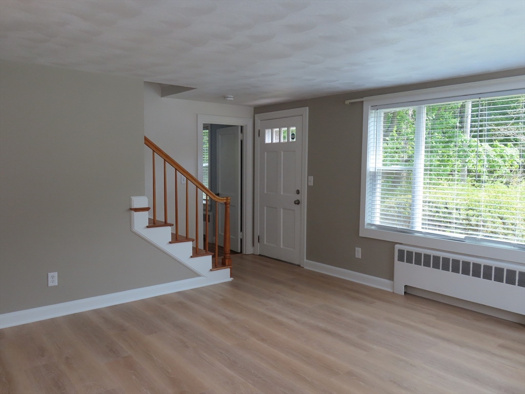 3 Morse Ct