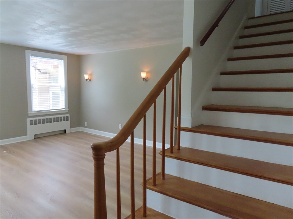 3 Morse Ct