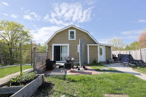 11 Overlook Avenue Gloucester MA 01930