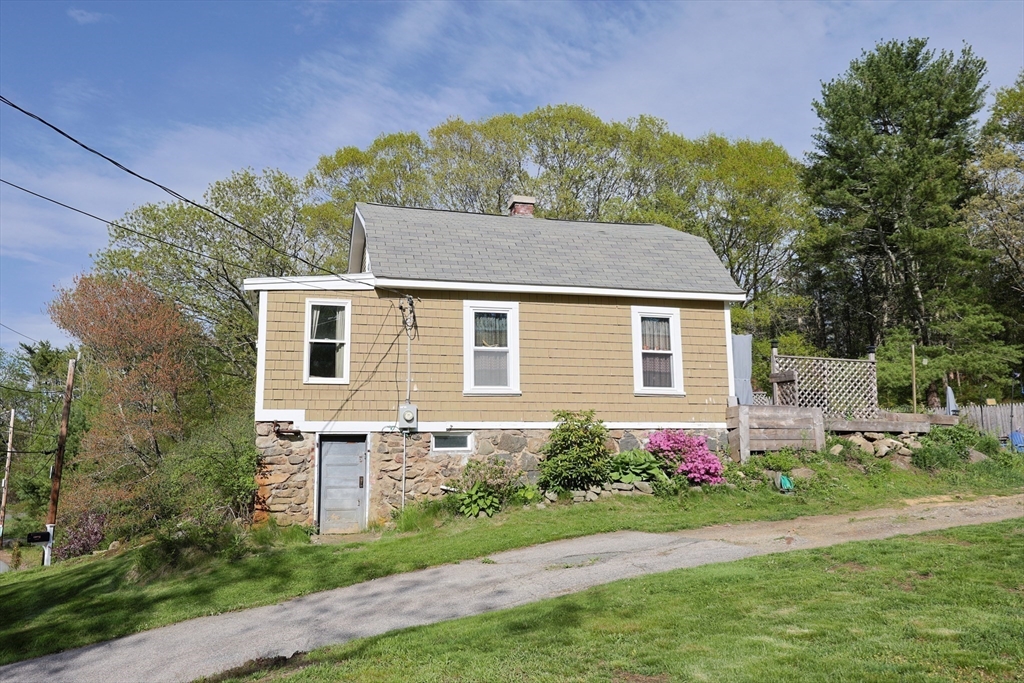 11 Overlook Avenue