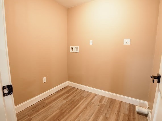 Gardner, Massachusetts 01440, United States, 3 Bedrooms Bedrooms, ,3 BathroomsBathrooms,Residential,Active,146400