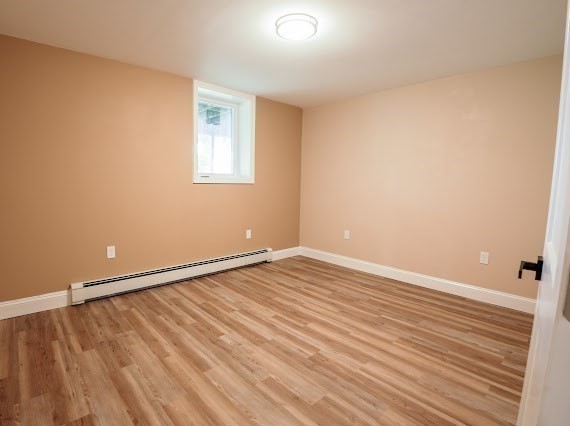 Gardner, Massachusetts 01440, United States, 3 Bedrooms Bedrooms, ,3 BathroomsBathrooms,Residential,Active,146400