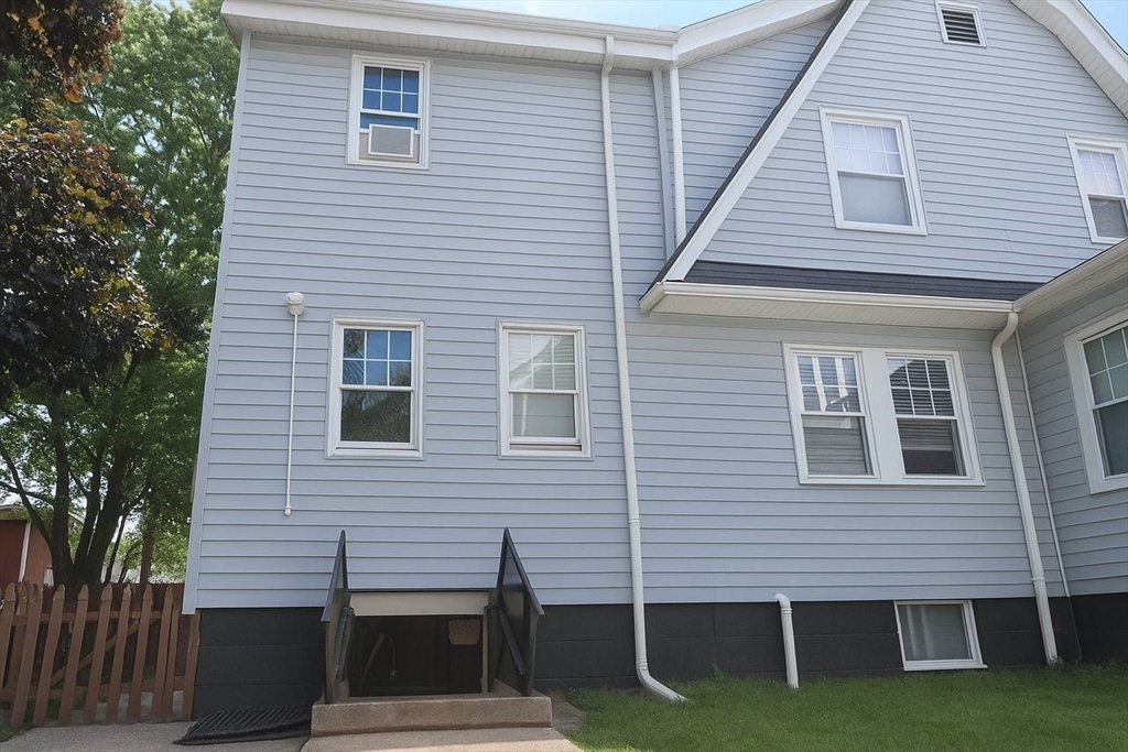 142 Vinal St