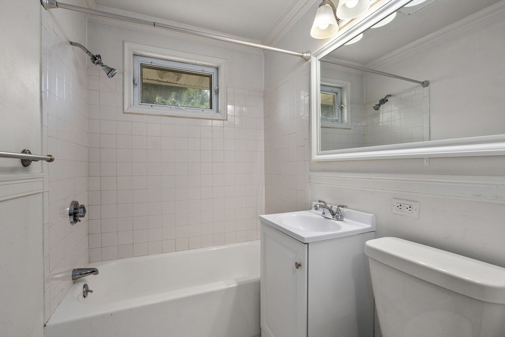 128 Clark St, Worcester, MA, 128 Clark St, Worcester, MA Photo #12