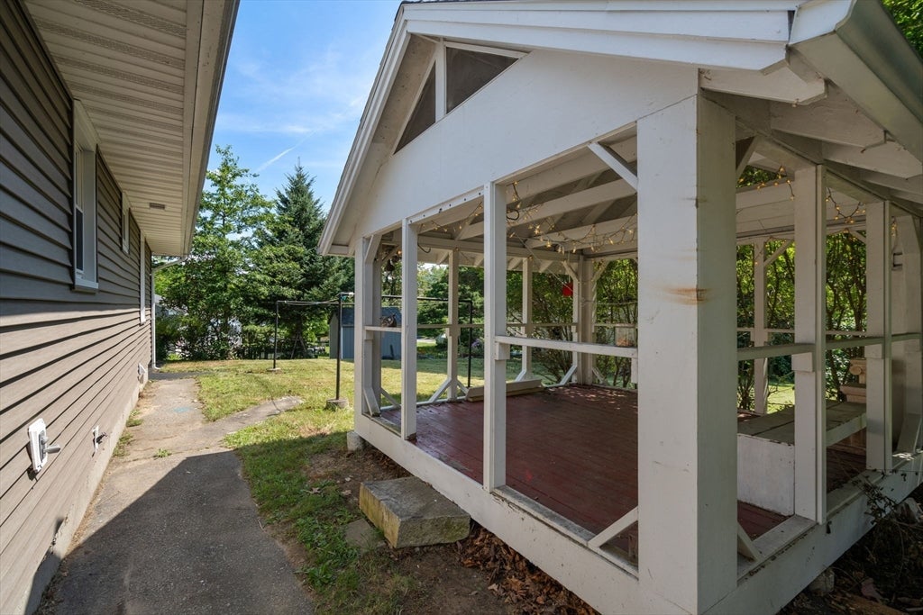 128 Clark St, Worcester, MA, 128 Clark St, Worcester, MA Photo #24