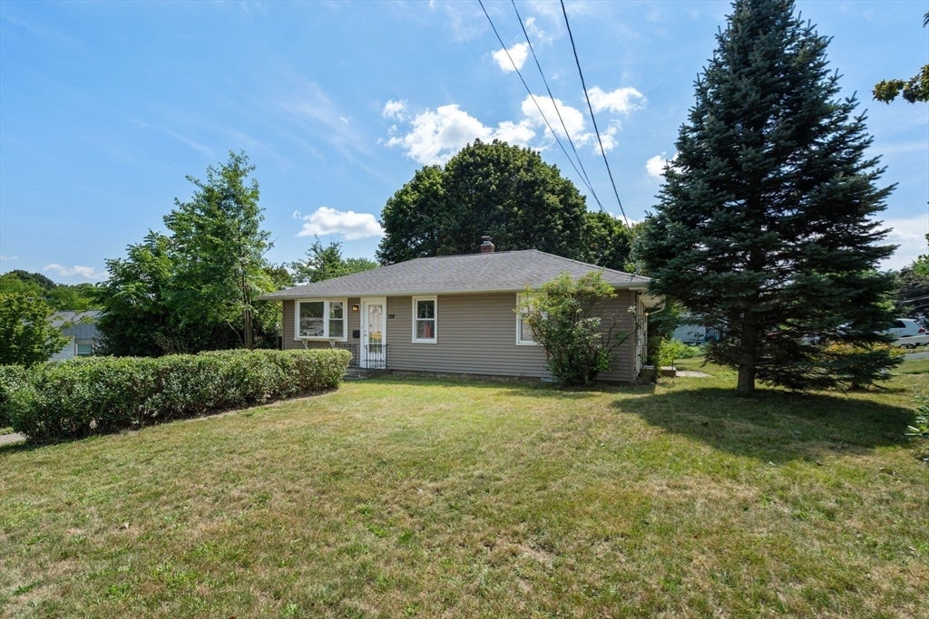 128 Clark St, Worcester, MA, 128 Clark St, Worcester, MA Photo #17