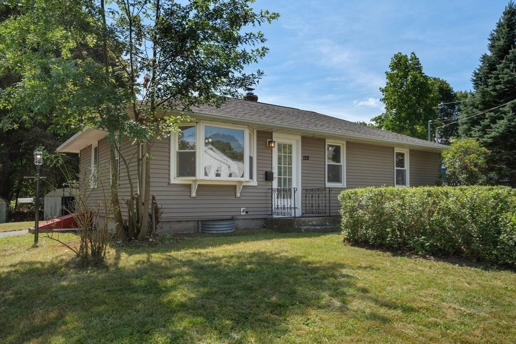 128 Clark St, Worcester, MA, 128 Clark St, Worcester, MA Photo #18