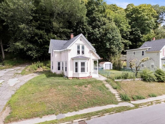 184 GROVELAND ST, HAVERHILL, MA 01830 - Image f512ce181bbddaa431ca90ef83db729d/1249452959
