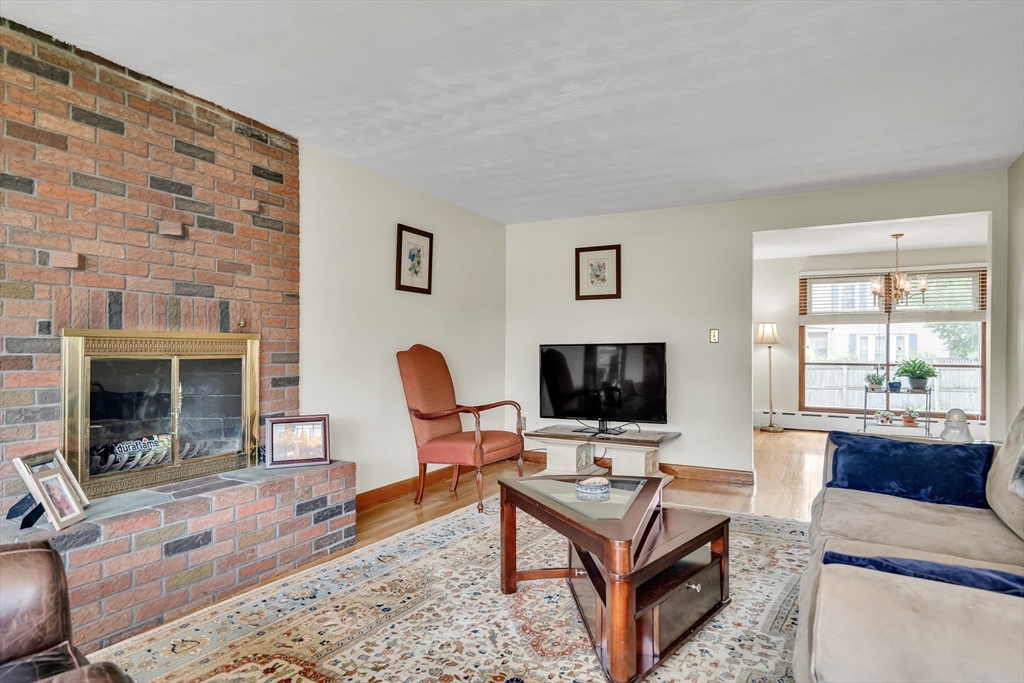 1 Sunset Avenue