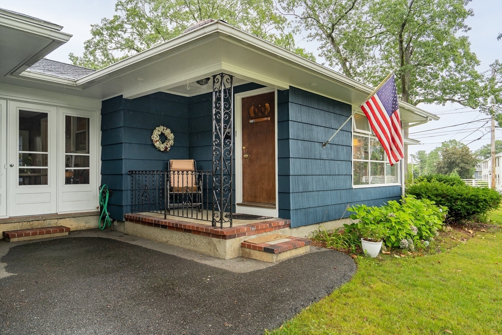 1 Sunset Avenue