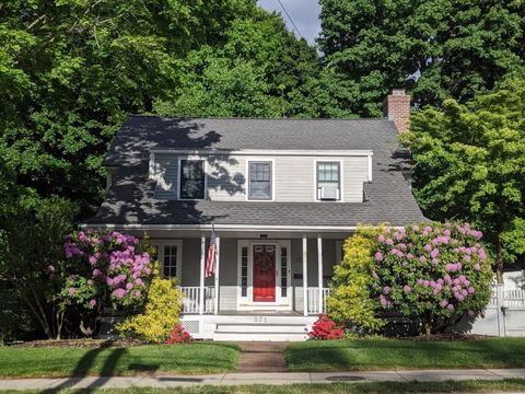 571 Washington St Winchester MA 01890