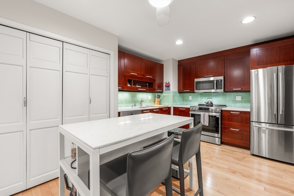 333 Commonwealth Ave #14, Boston, MA Photo #6