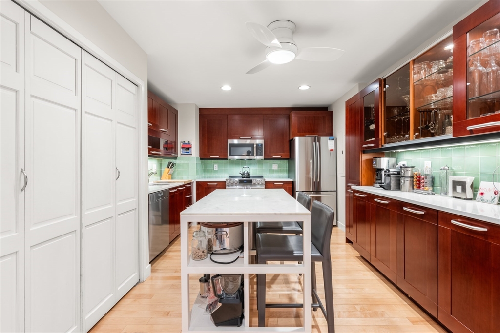 333 Commonwealth Ave 14