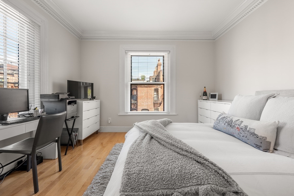 333 Commonwealth Ave #14, Boston, MA Photo #11