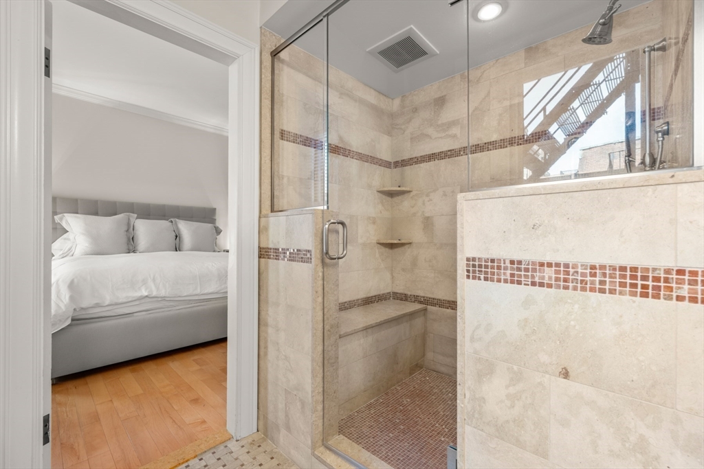 333 Commonwealth Ave #14, Boston, MA Photo #10