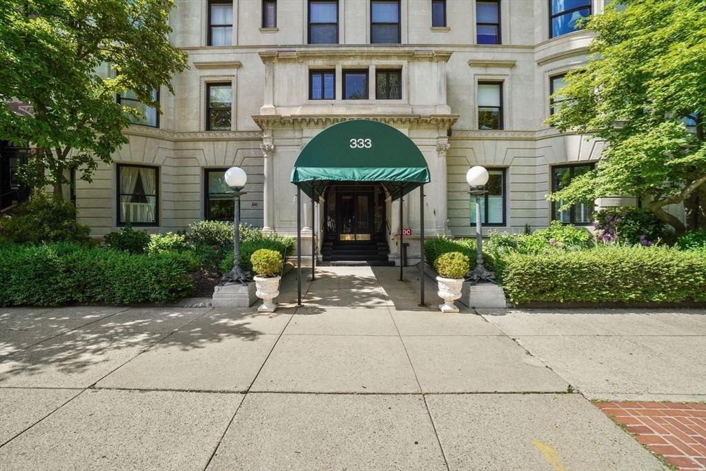 333 Commonwealth Ave #14, Boston, MA Photo #13