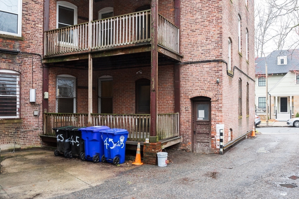 45 Dwight St