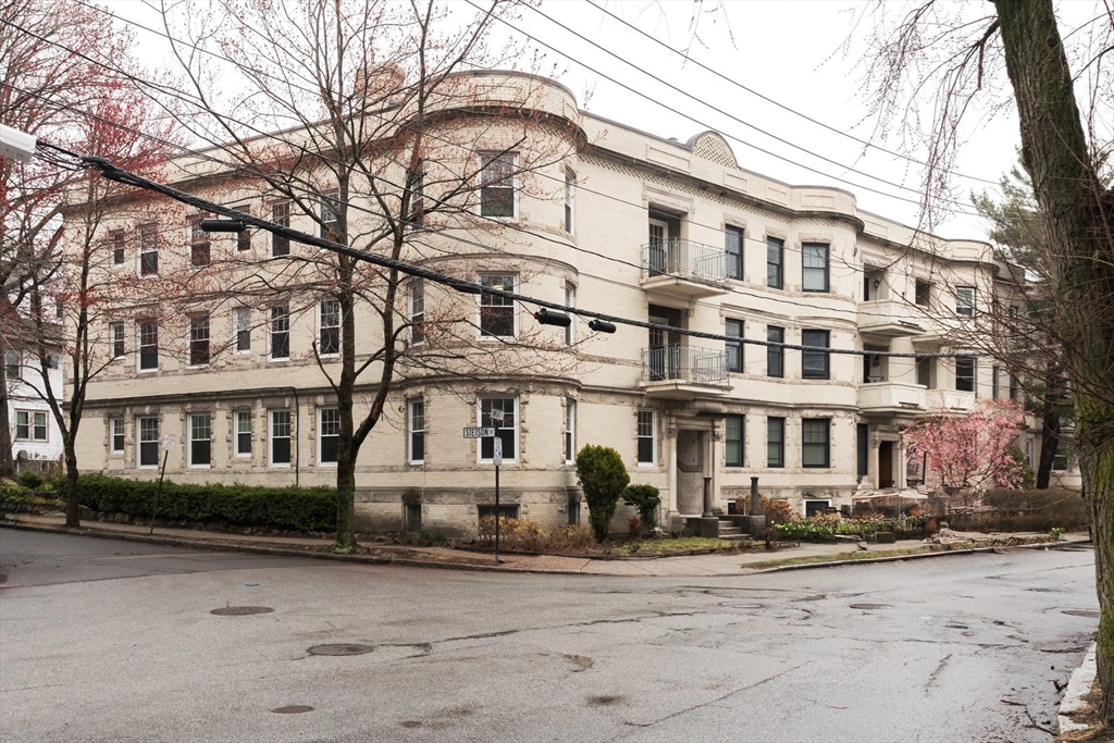 45 Dwight St