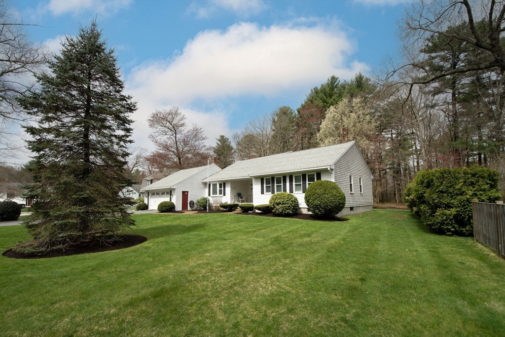 27 Heritage Dr