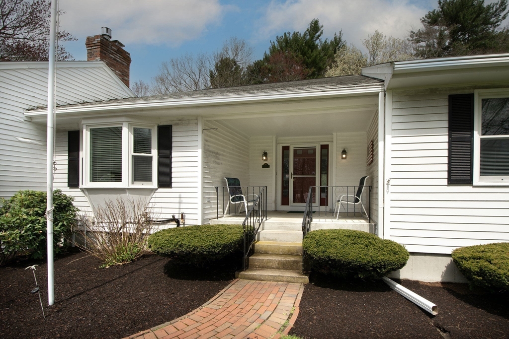 27 Heritage Dr