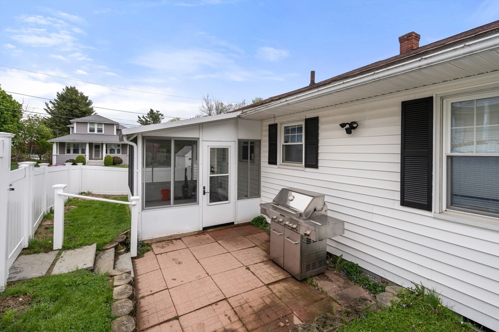 48 Charles St, Gardner, MA Photo #15