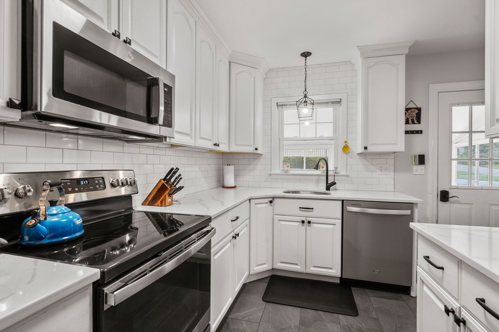 48 Charles St, Gardner, MA Photo #7