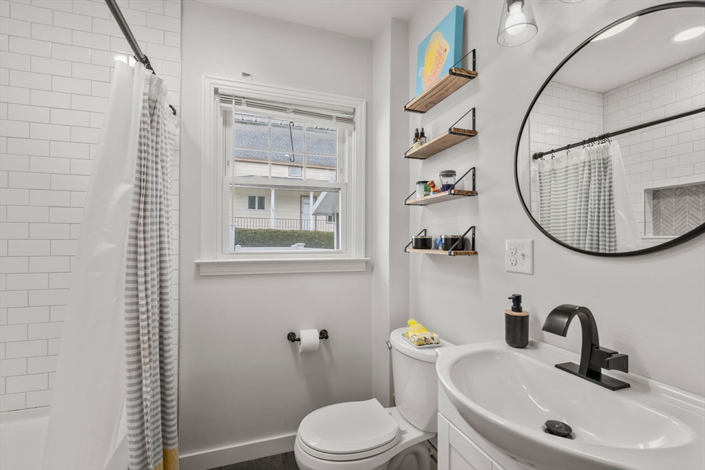 48 Charles St, Gardner, MA Photo #12