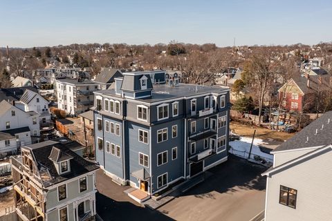 21 Tanglewood Road 1 Boston MA 02124