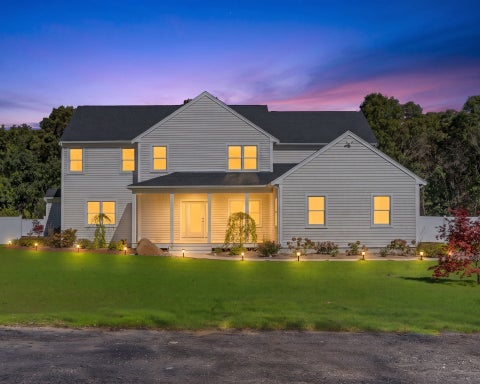 Photo of 152 Central Ave, Falmouth, MA 02536 (MLS # 73591740)