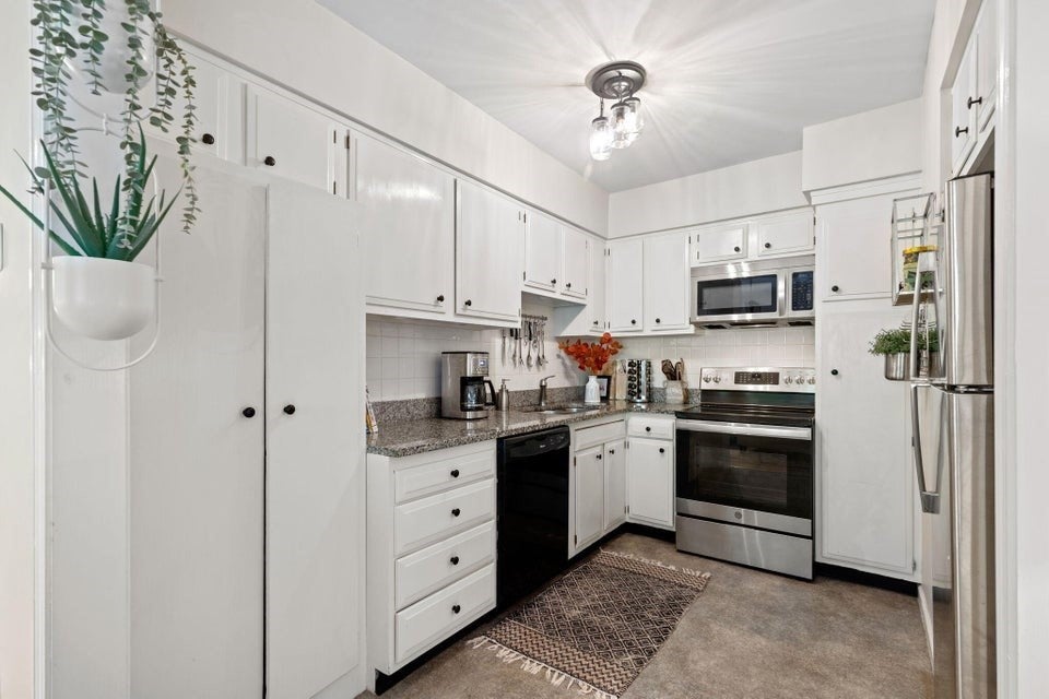 54 Old Colony Way U