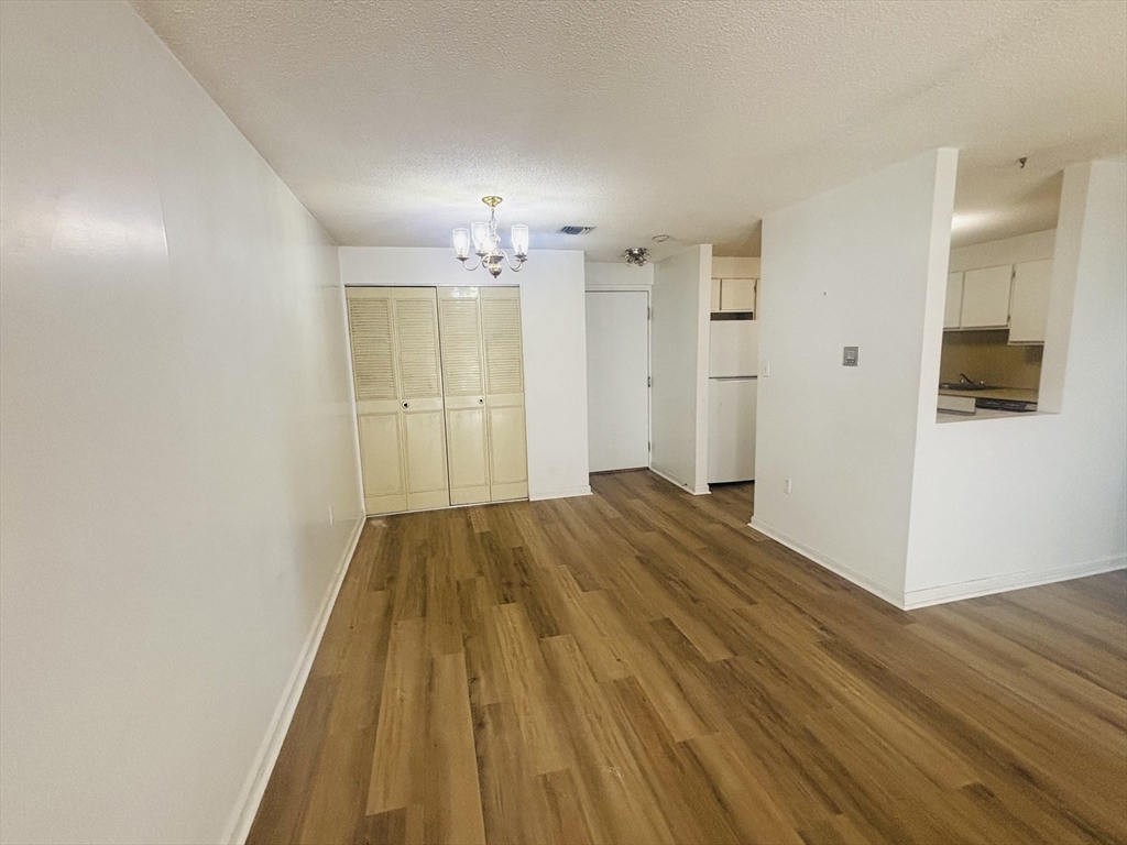 406 Broadway 307