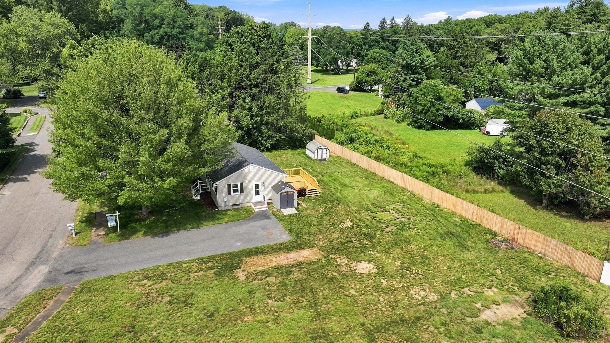 15 Peterson Cir, Agawam, MA Photo #33