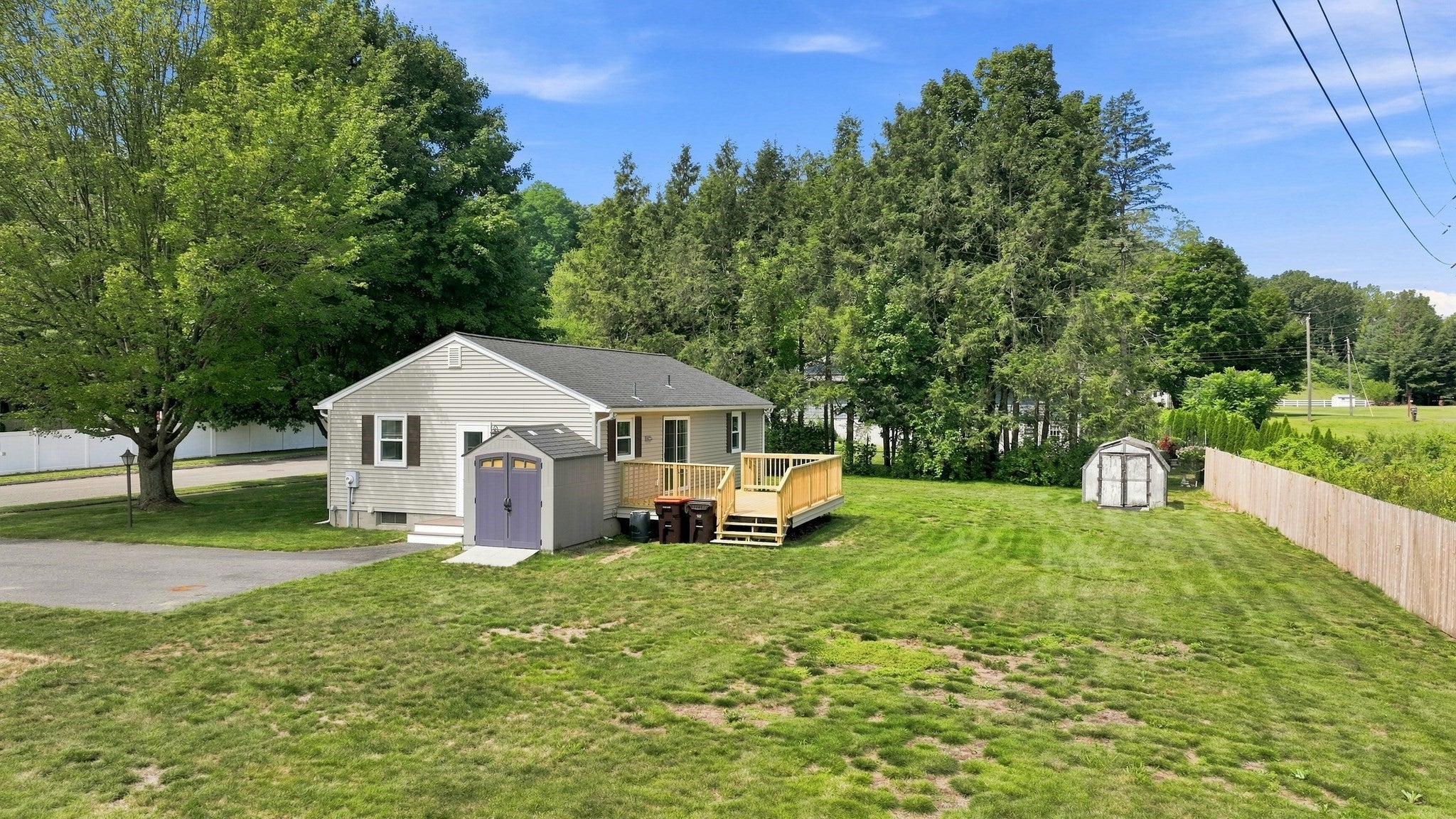 15 Peterson Cir, Agawam, MA Photo #29