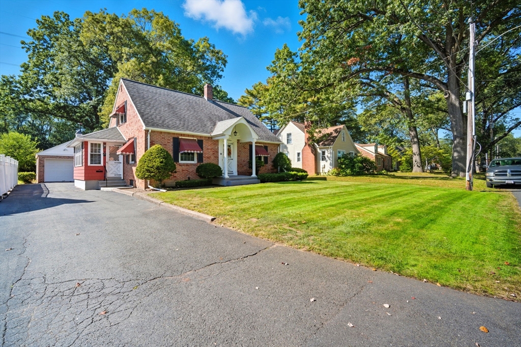 43 Greenleaf Ave