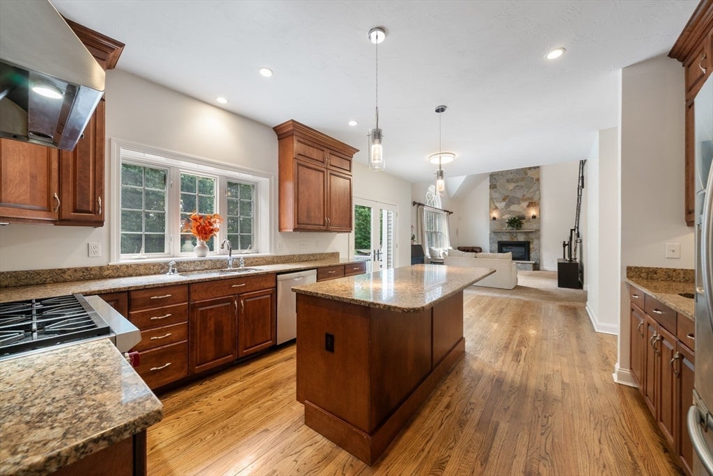 74 Grist Mill Rd