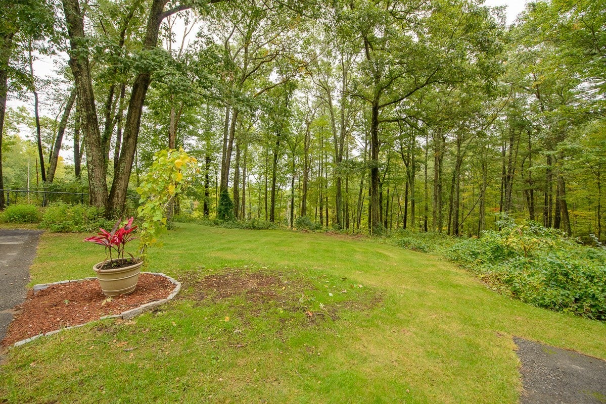 79 Hollis St, Dunstable, MA, 79 Hollis St, Dunstable, MA Photo #35