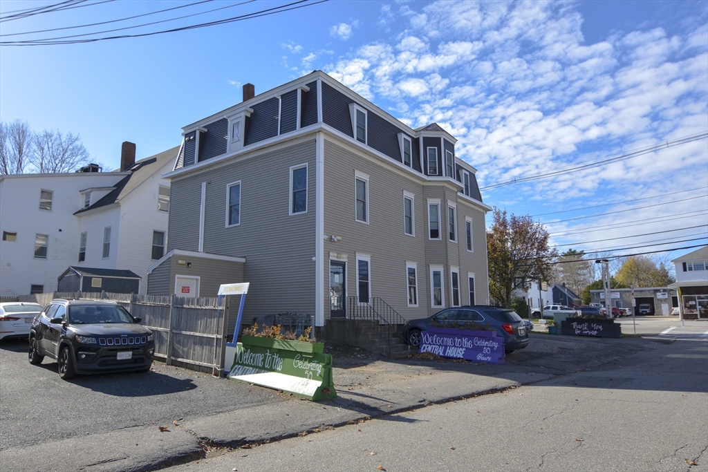 44 South St