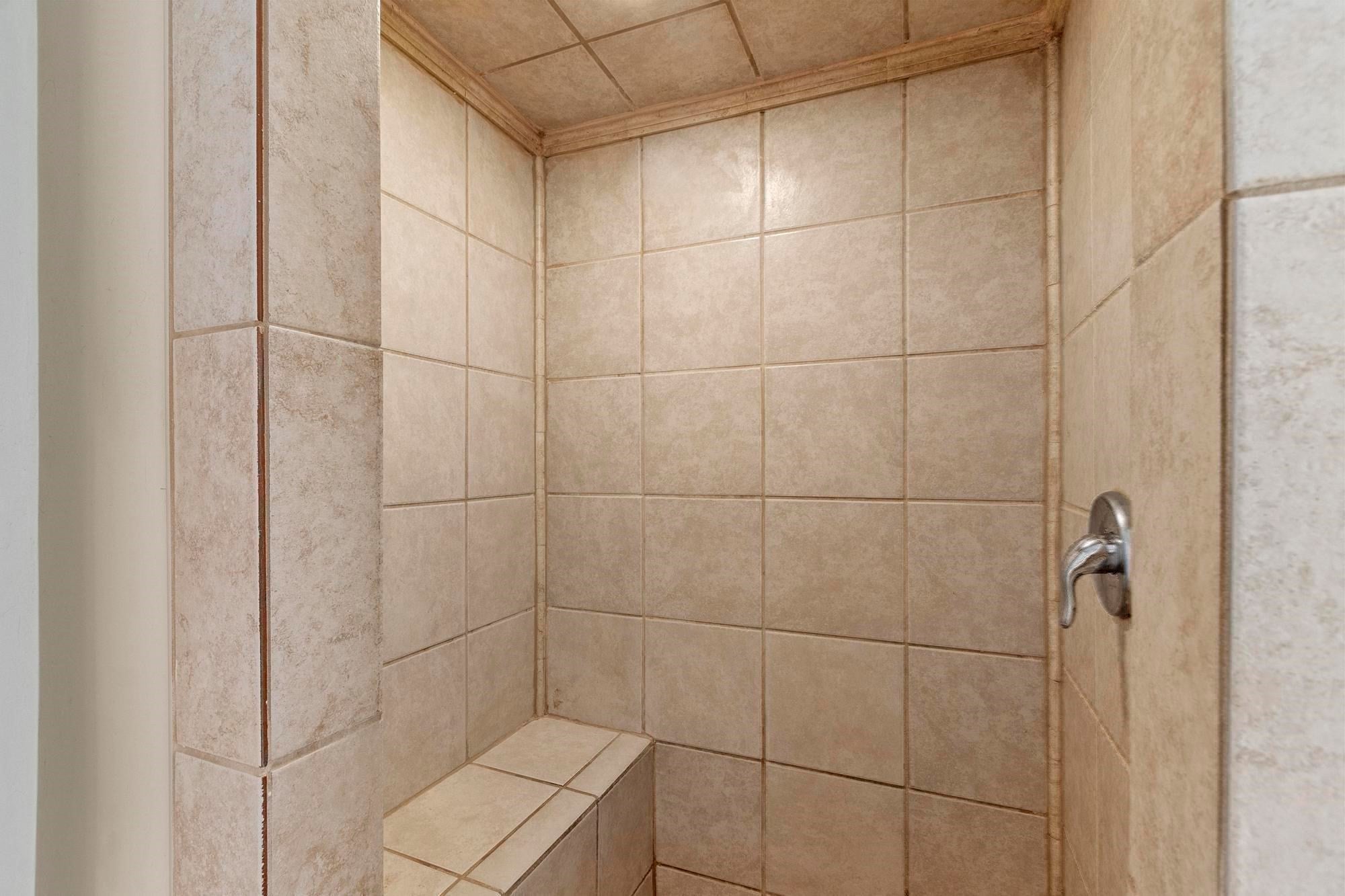 15 Oak Road, Waltham, MA Photo #23