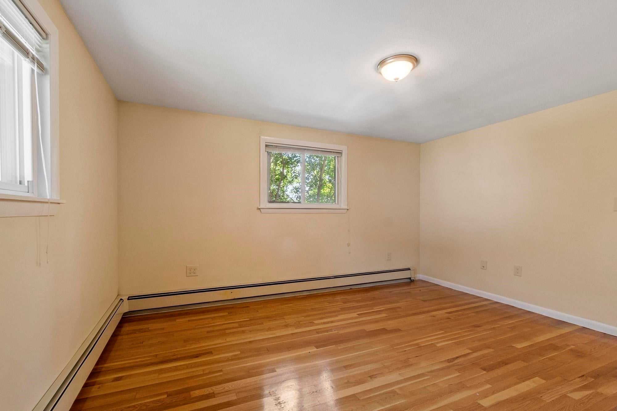 15 Oak Road, Waltham, MA Photo #16