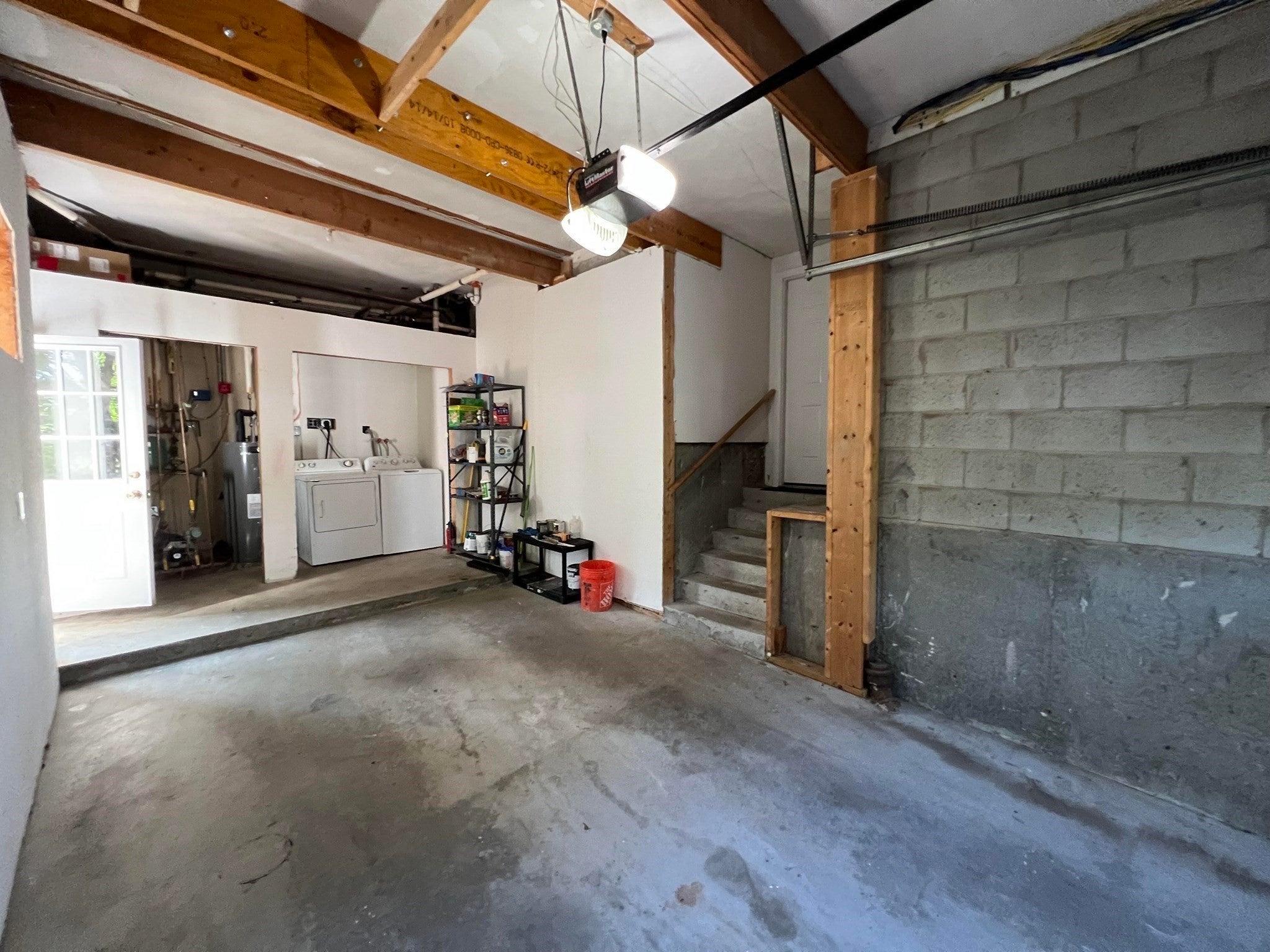 15 Oak Road, Waltham, MA Photo #30