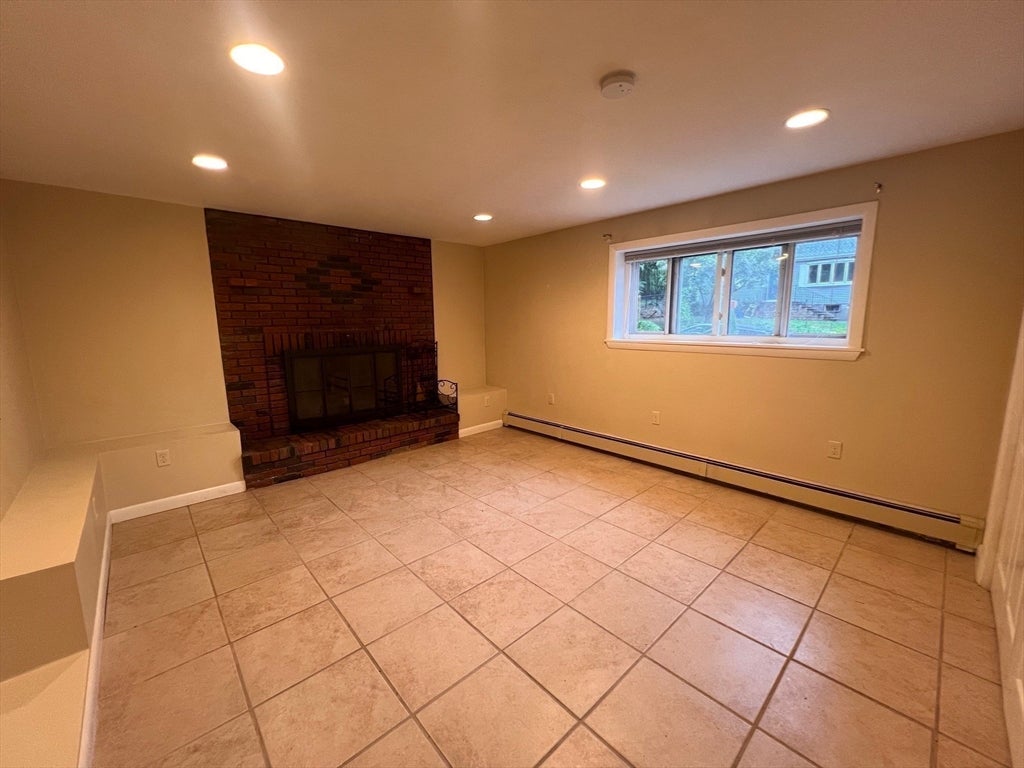 15 Oak Road, Waltham, MA, 15 Oak Road, Waltham, MA Photo #17