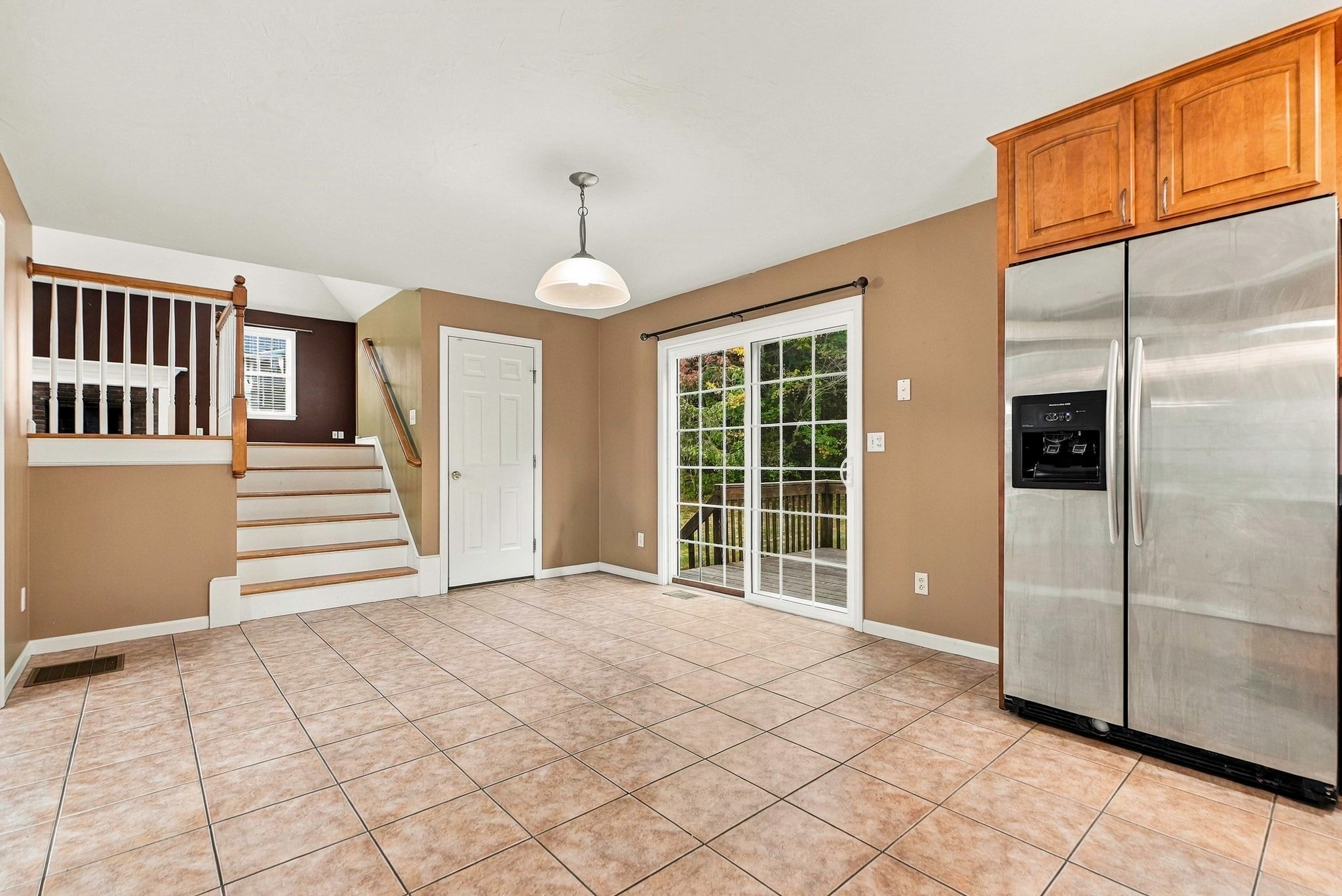 10 Jonathan Cir, Rutland, MA Photo #25