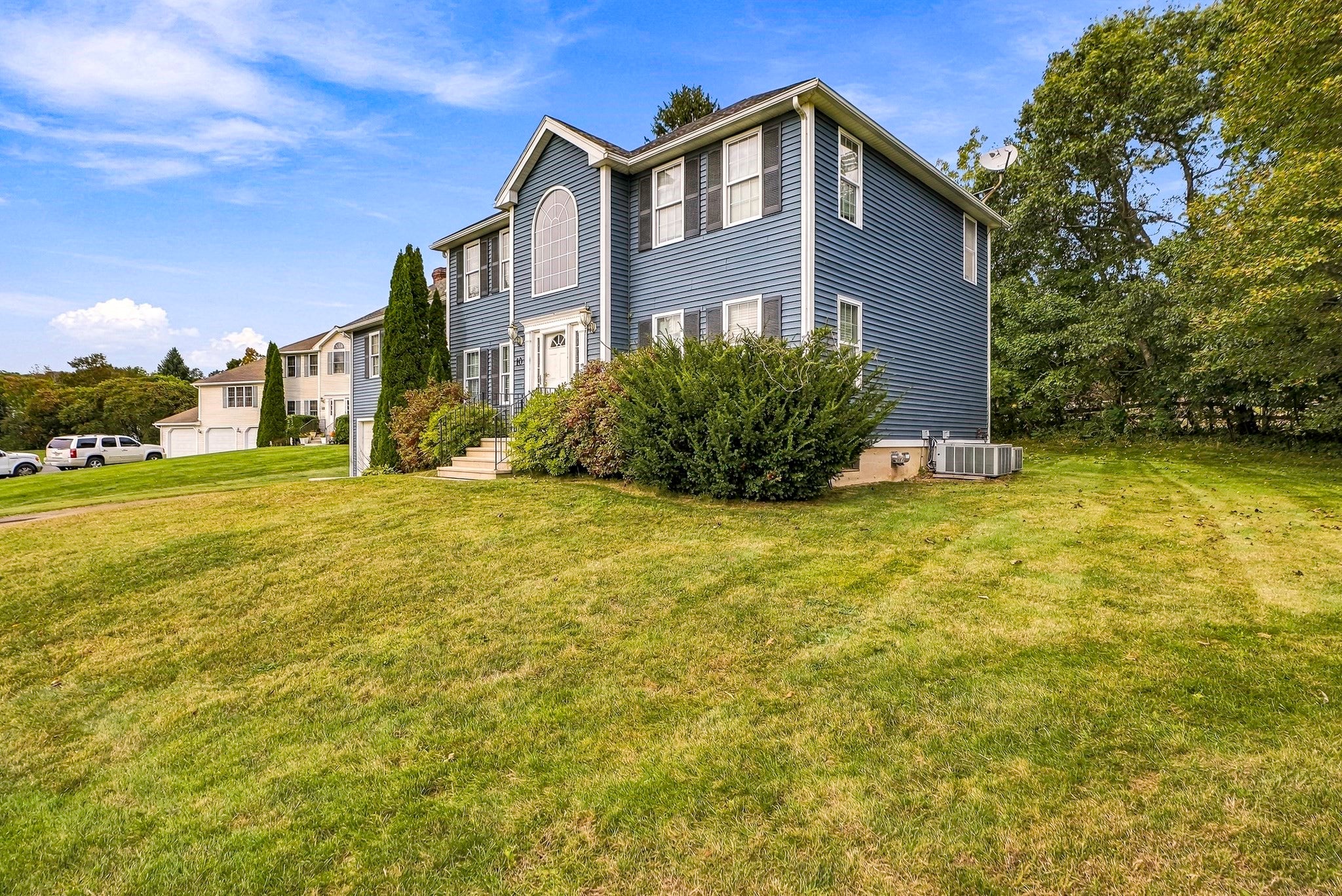10 Jonathan Cir, Rutland, MA Photo #10