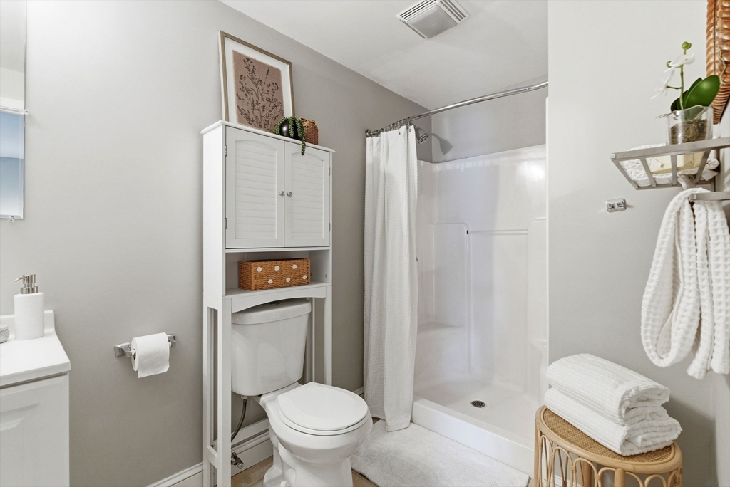 25 Sawyer St #1, Malden, MA, 25 Sawyer St #1, Malden, MA Photo #17